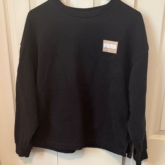 Puma Classic Black Crewneck - Picture 1 of 9